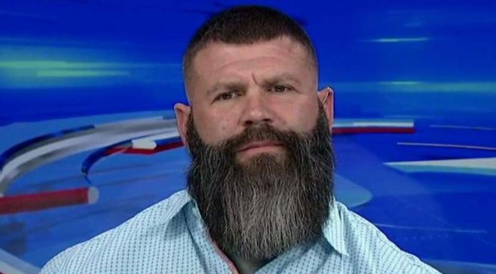 WATCH: Former Marine Posts Warning From Iraq After Travel Ban Uproar