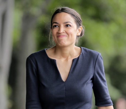 Alexandria Ocasio-Cortez Is Setting Women Back Light Years In Politics